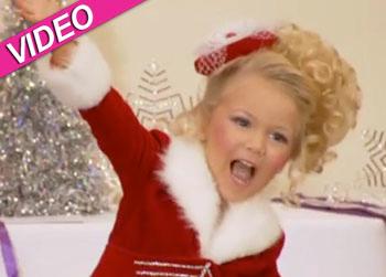 //toddlers tiaras merry christmas video