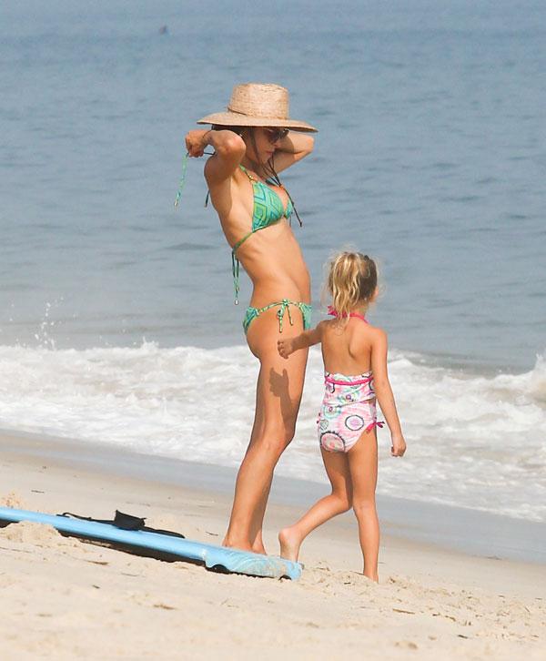 Bethenny Frankel Bikini Photos