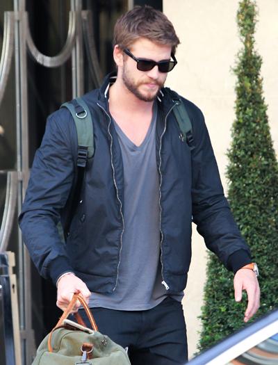 //ffn_hemsworth_liam_ffuk__