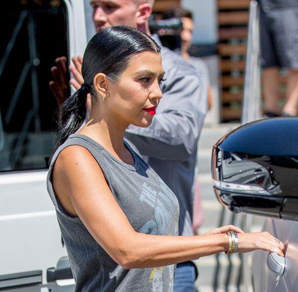 Stressed Out Kourtney Kardashian Has Greying Hair After Scott Split