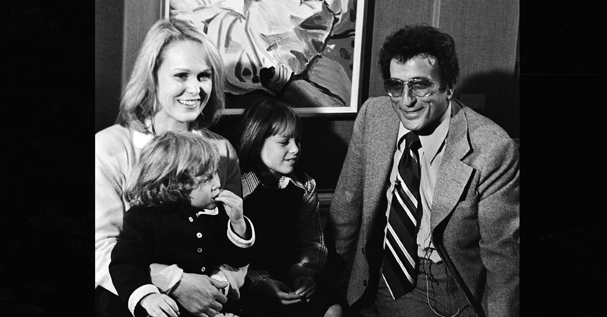 Tony Bennett with his ex-wife Sandra and daughters