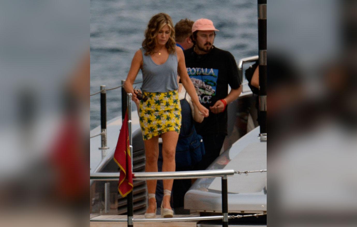 Jennifer Aniston Yacht Italy