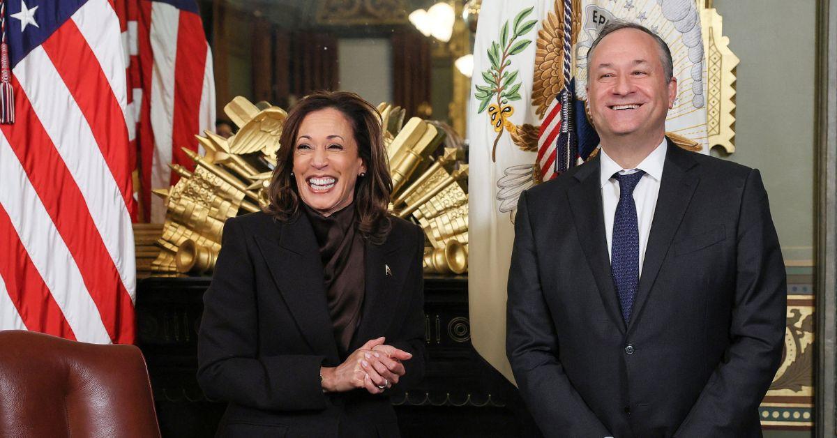 Photo of Kamala Harris and Doug Emhoff