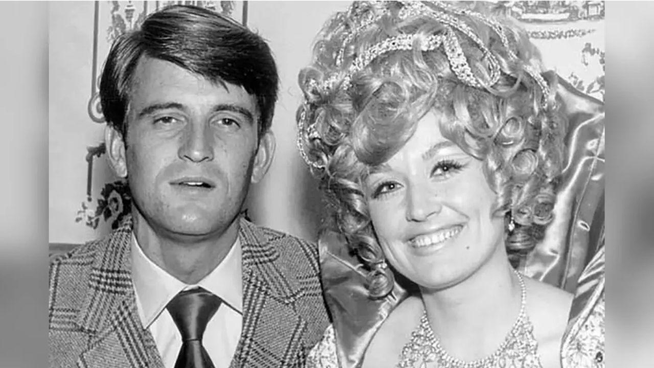 Photo fo Carl Dean and Dolly Parton