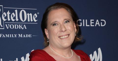jeopardy champ amy schneider not shown on fox sports pp