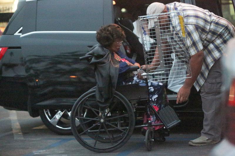 Michael Jackson Mom Katherine Frail Dying Wheelchair Pics