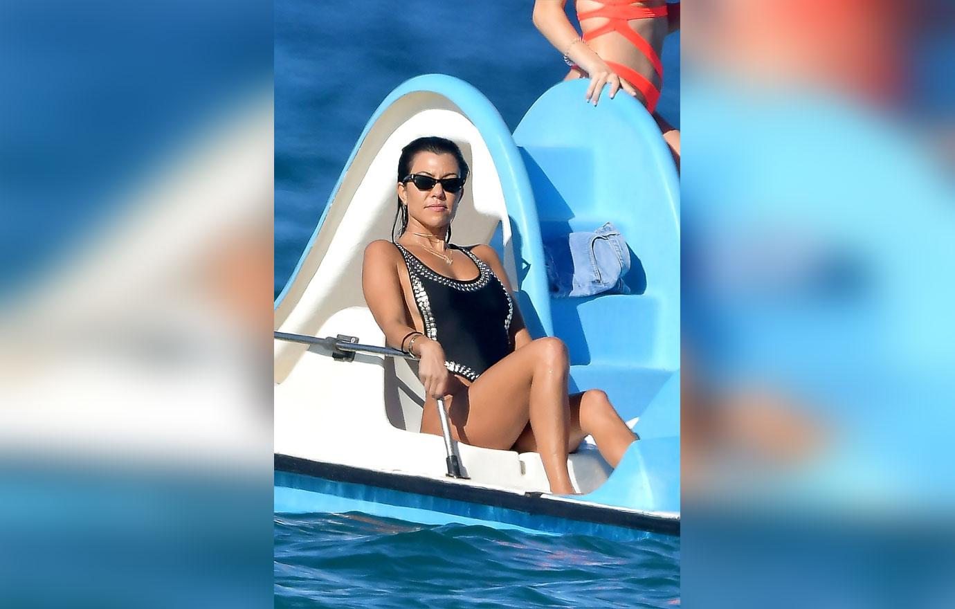 Kourtney Kardashian Boy Toy Younes Bendjima Pedal Boat In Saint Tropez Pics