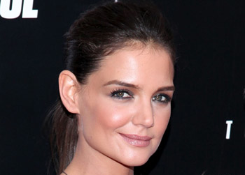 //katie holmes dizzy feet carpet