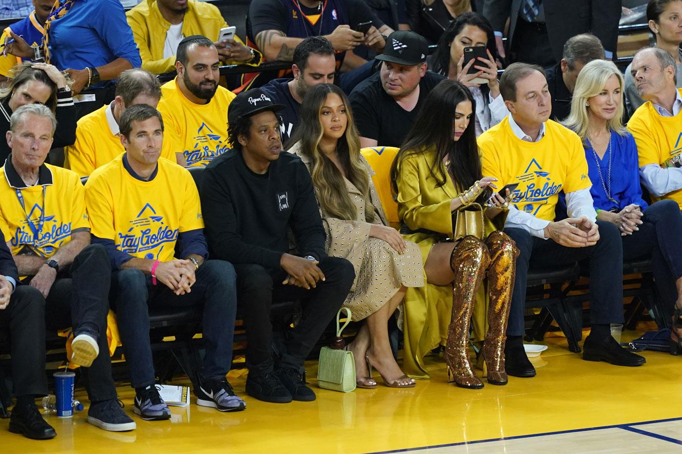 Beyonce Gives Woman Talking To Jay-Z Death Stare At NBA Finals