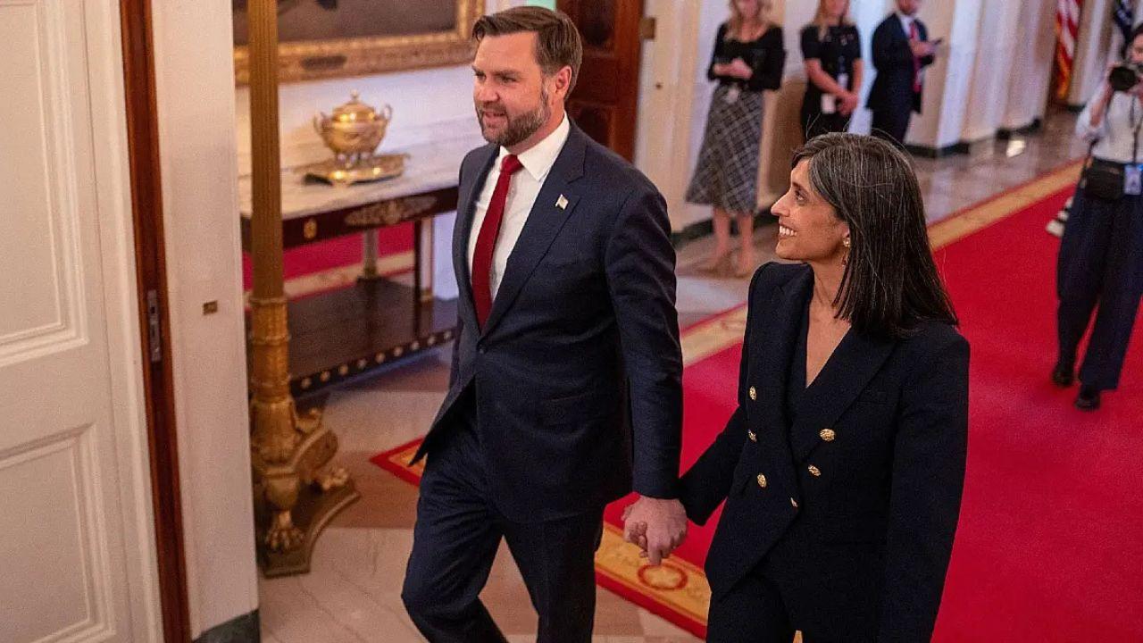 The ladies said Vance's best bet to win the White House could be to divorce his wife.