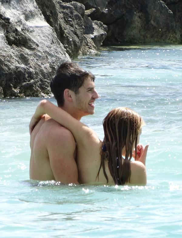 //bella thorne bikini boyfriend gregg sulkin mexico