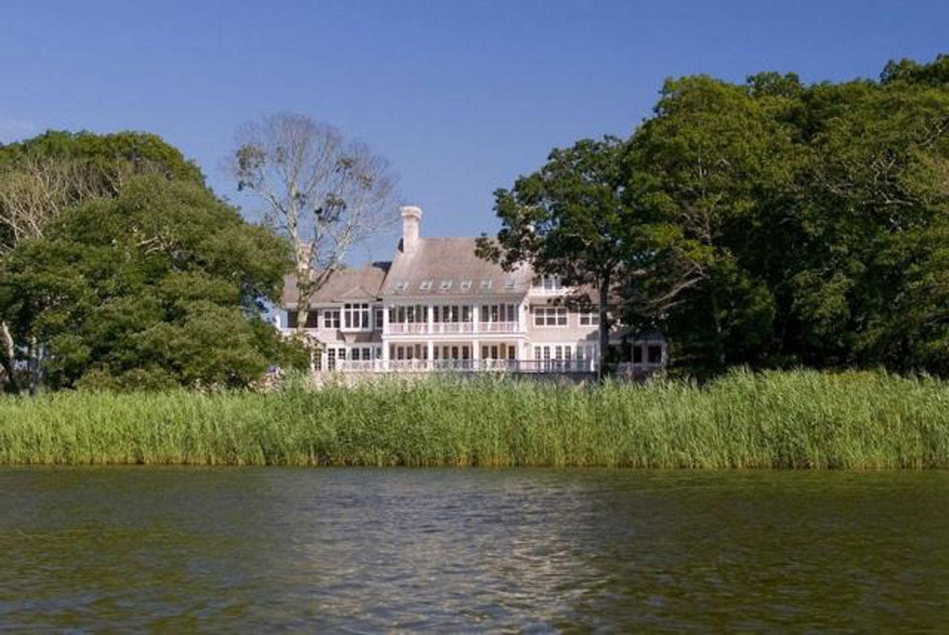 //beyonce jay z east hampton mansion