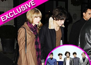 //taylor swift holding hands splash