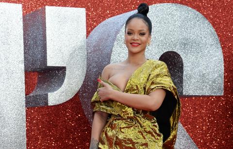 Peek-A-Booty Update! The Greatest Celebrity Wardrobe Malfunctions of