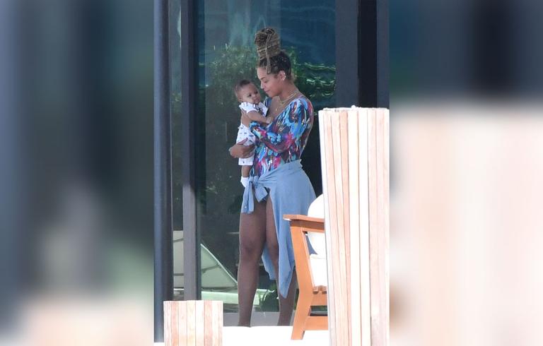 Beyonce Steps Out With Twins For The First Time – See The Photos