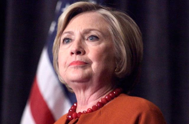 Hillary Clinton Email Scandal Aides Face Punishment