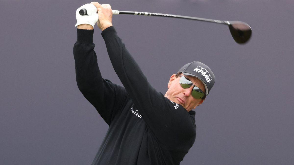 The golf champ allegedly made inappropriate contact with a female employee.
