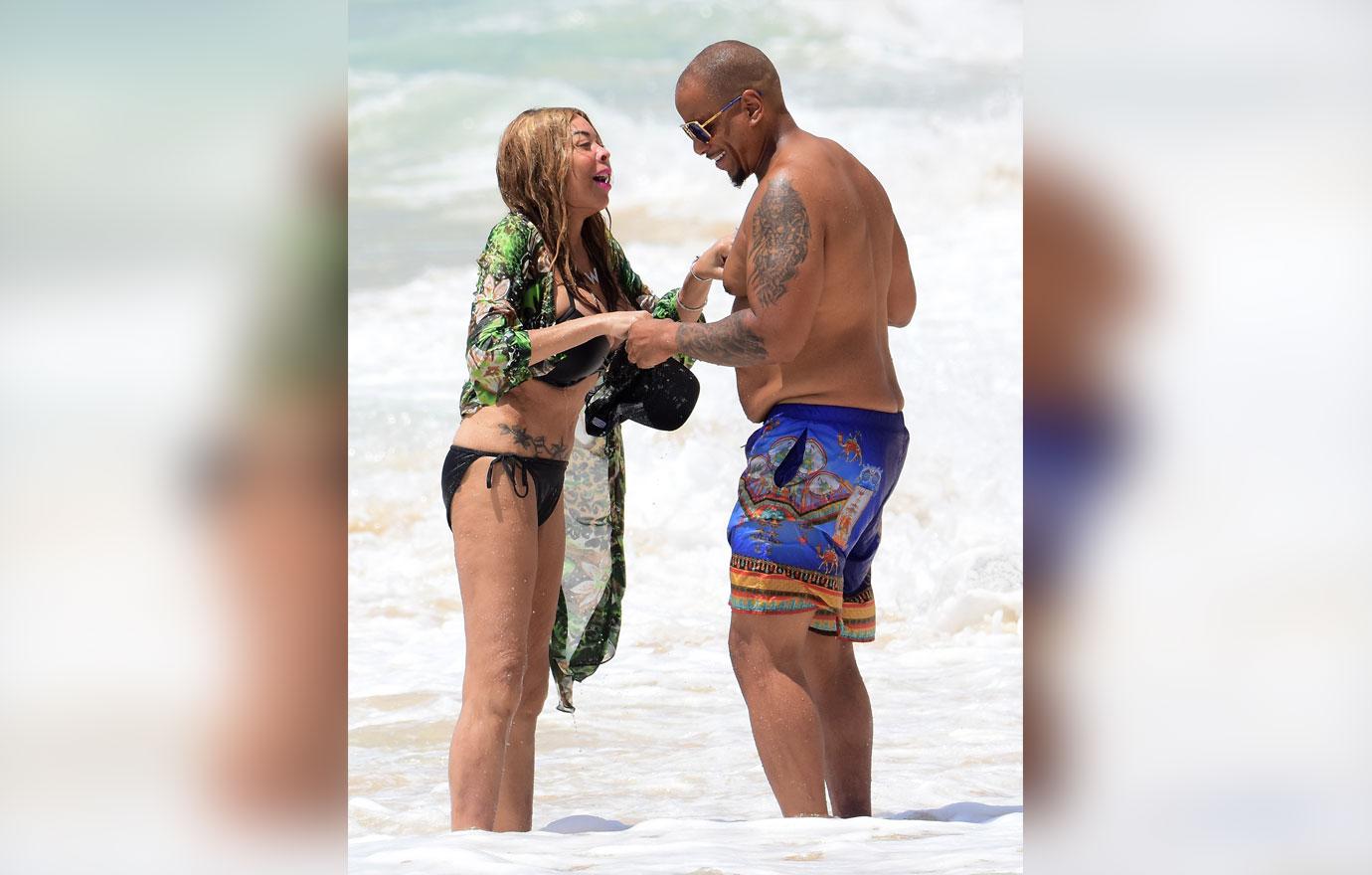 Wendy Williams Bikini Beach Photos