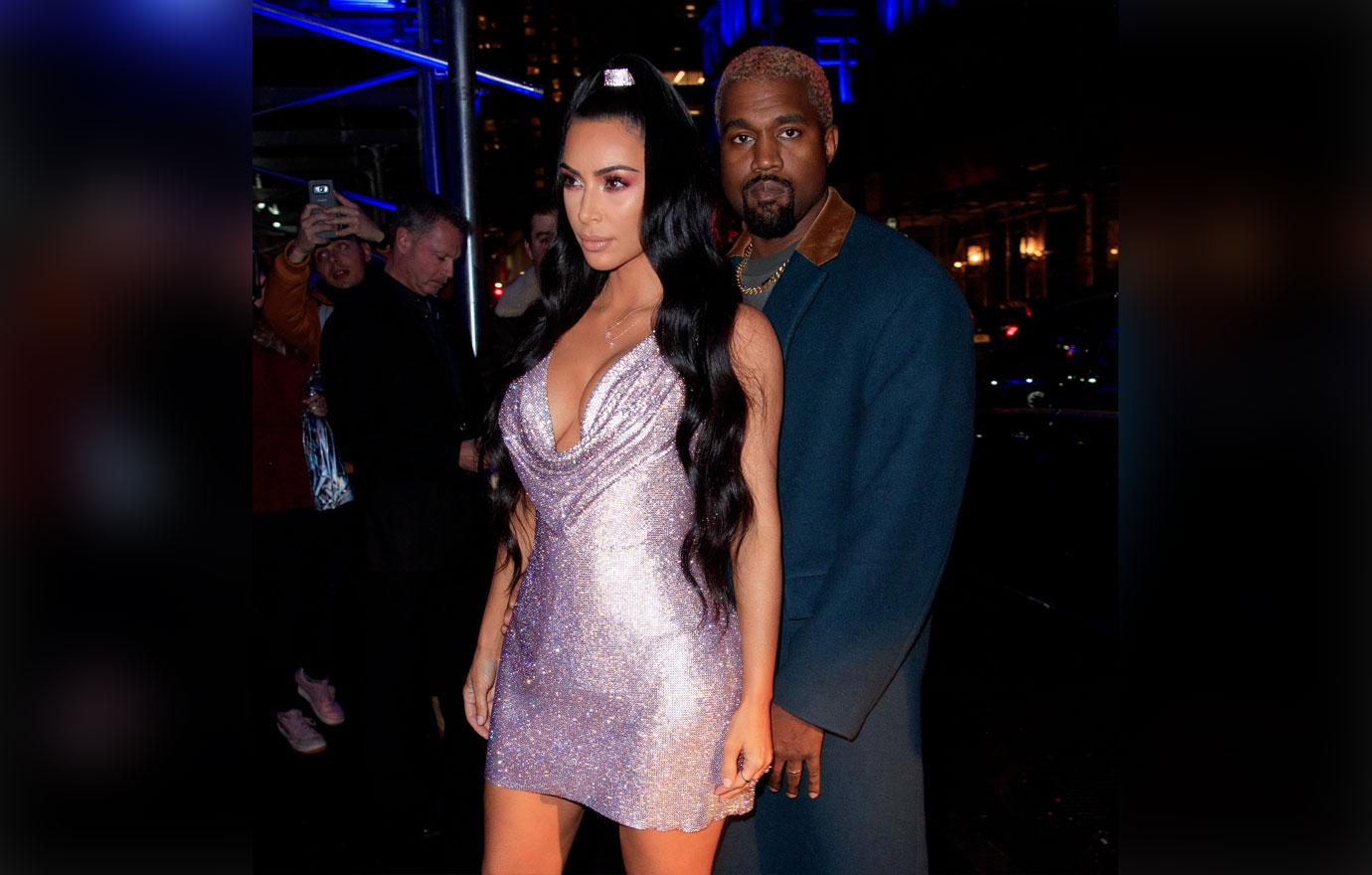 Kim Kardashian Boobs Celebrities Versace 2019 Fashion Show