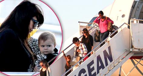 //kardashians greece square