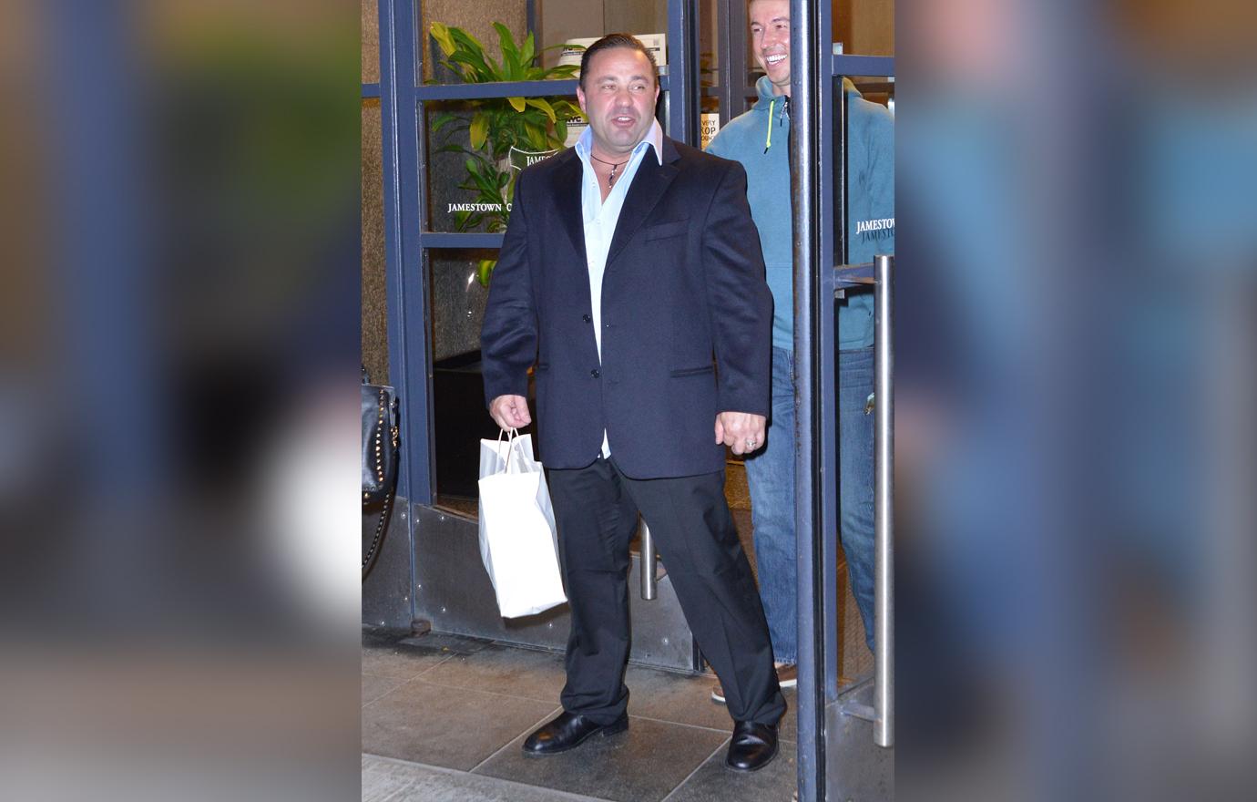 Joe Giudice Weight Loss in Prison: 40 to 70 Lbs, Says Expert