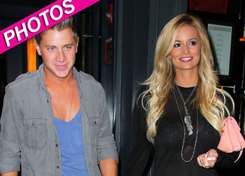 //emily maynard jef holm birthday splash