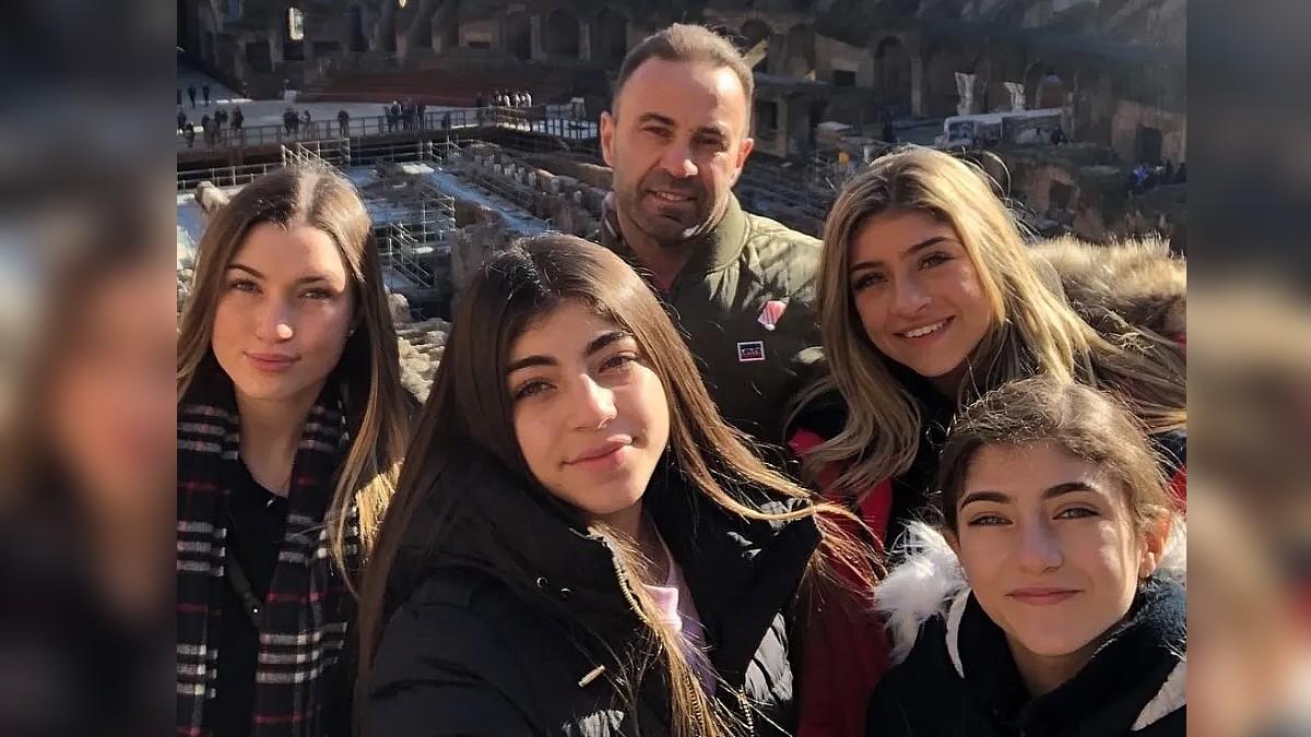 Joe, Gia, Gabriella, Milania and Audriana Giudice