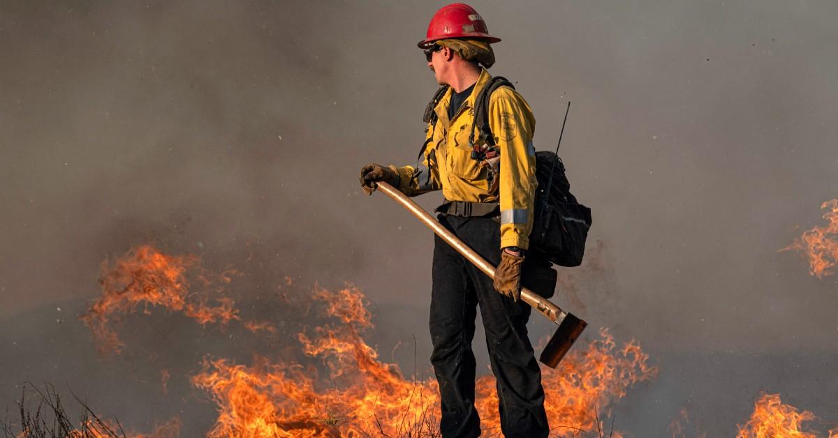 la wildfires grim death toll terrifying end of days video shows evacuation