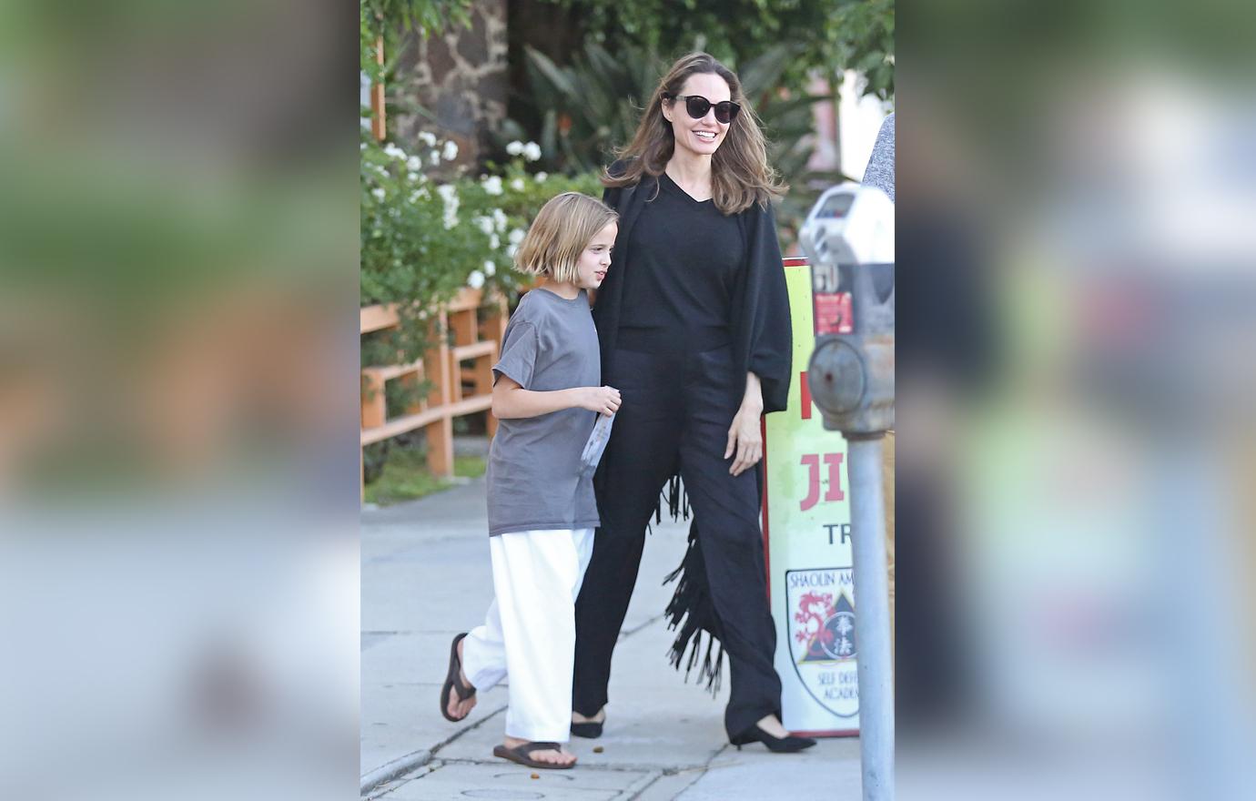 Angelina Jolie & Vivienne Jolie-Pitt Karate Class