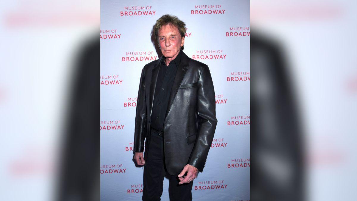 Barry Manilow confirmed his lung cancer diagnosis in 2025.