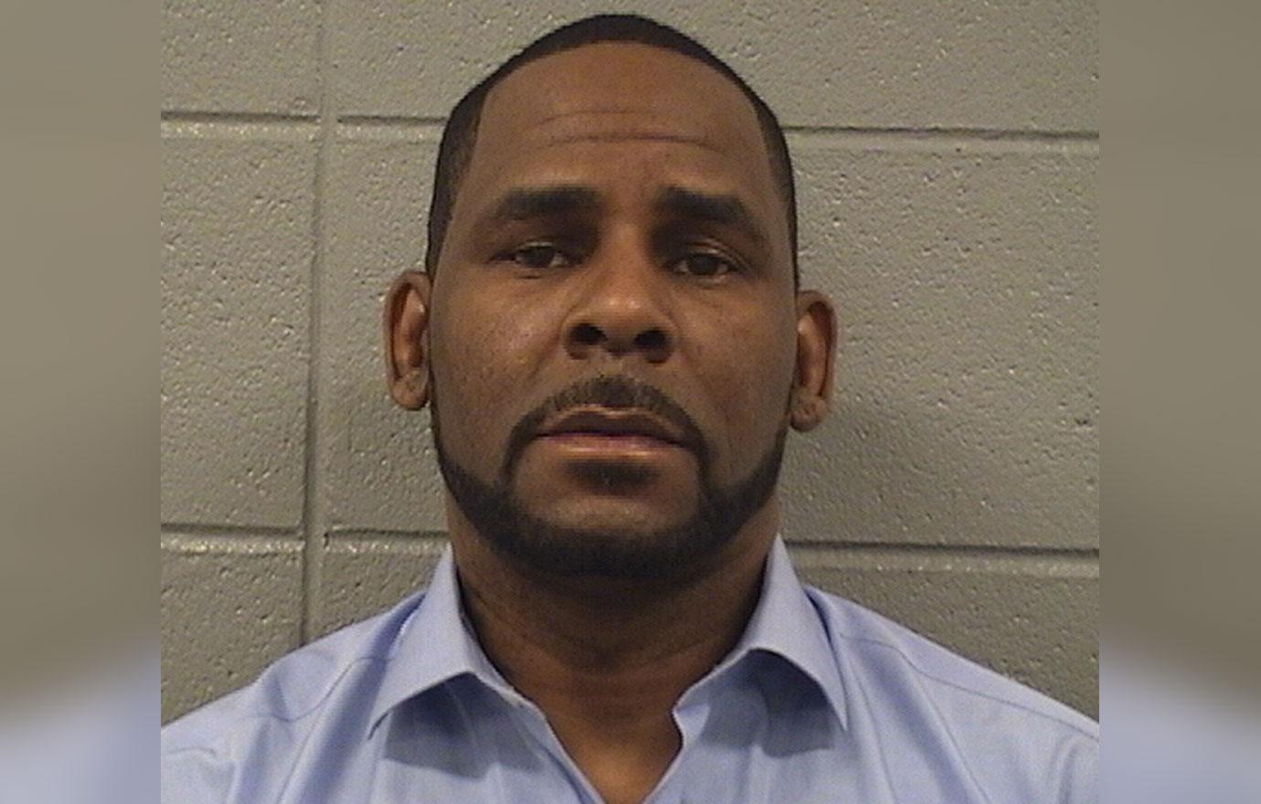 r kelly rkelly jury  men  women sex trafficking prison time