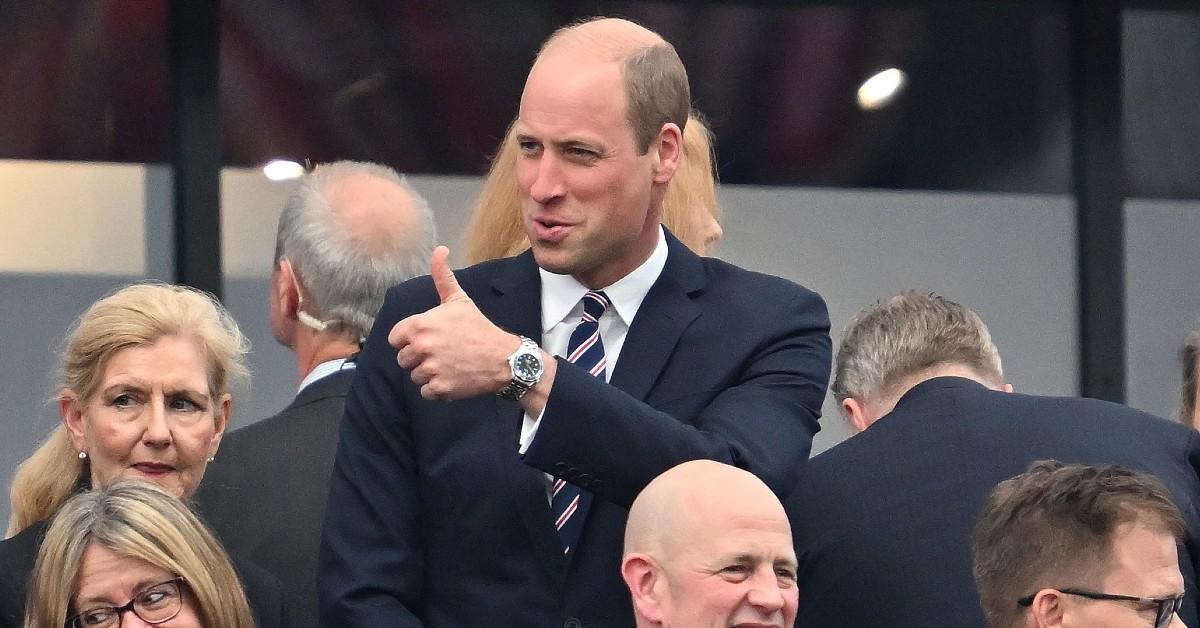 prince william thumbs up mega