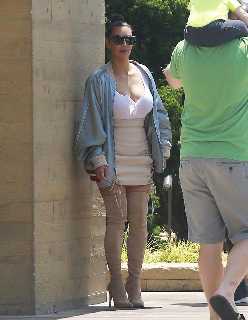 //Kim Kardashian Post Baby Body Thigh High Boots Tight Skirt Birthday Party