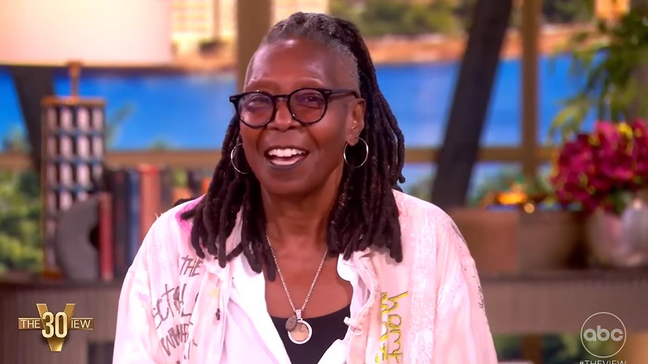 Whoopi Goldberg scolded the audience for booing Ted Cruz.
