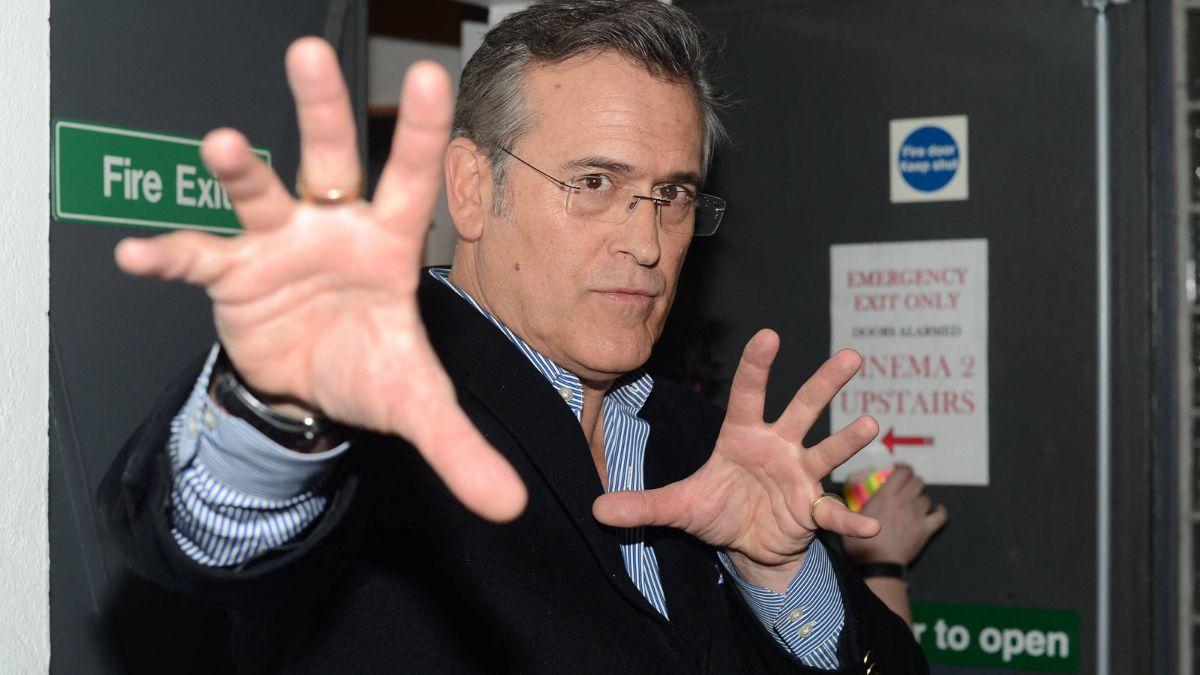 Photo of Bruce Campbell 