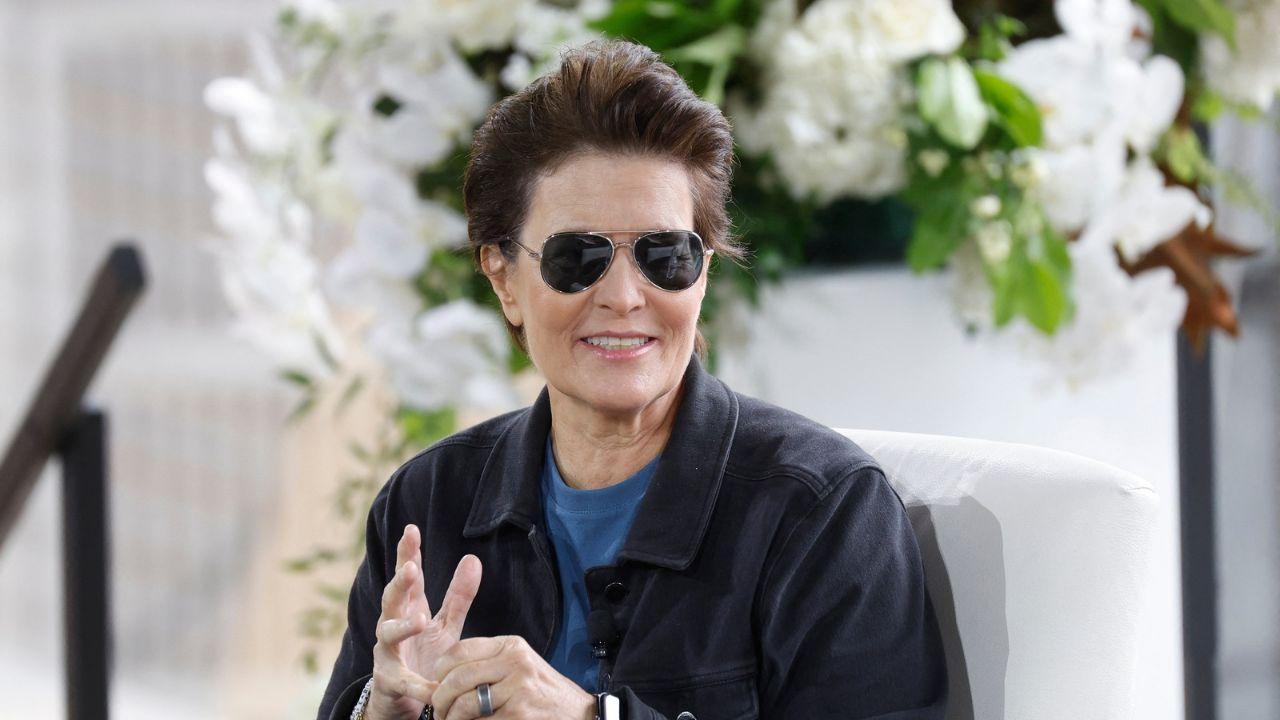 A photo of Kara Swisher