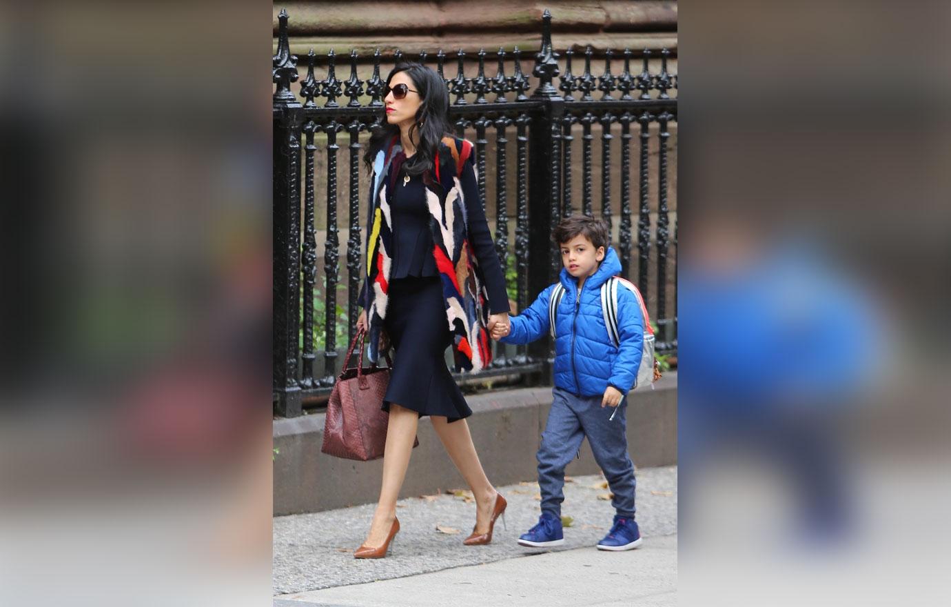 //Huma Abedin without wedding ring Anthony prison