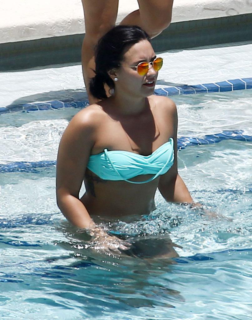 //demi lovato bikini naked weight loss break up