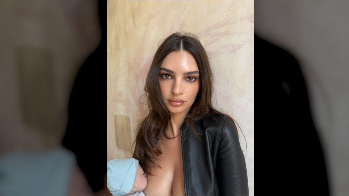 Photo of Emily Ratajkowski 