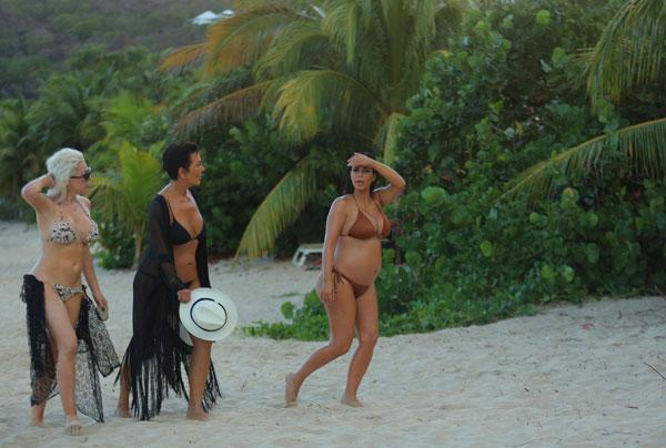 //kris jenner bikini st barts