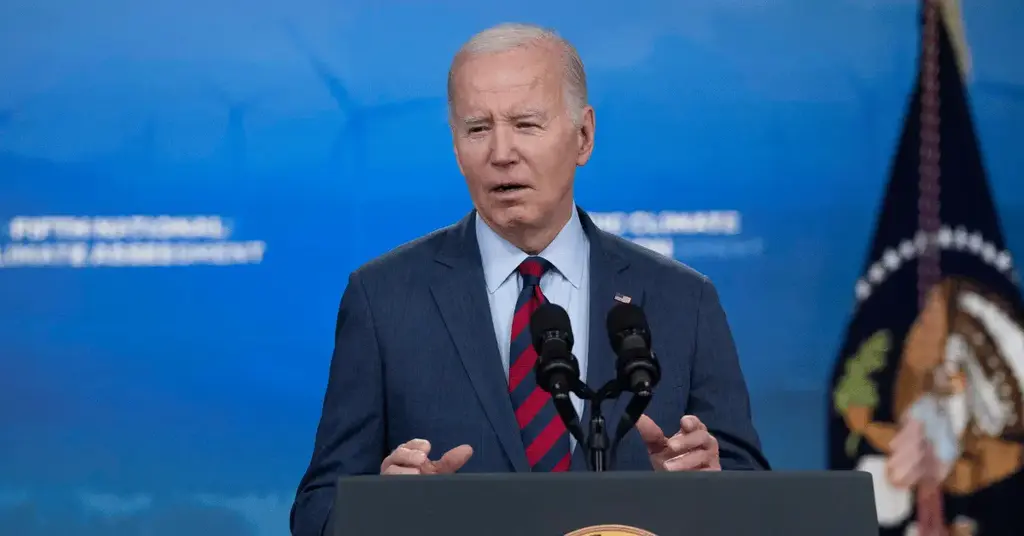 Joe Biden's Family Growing Concerned About His Age As 81-Year-Old Falls ...