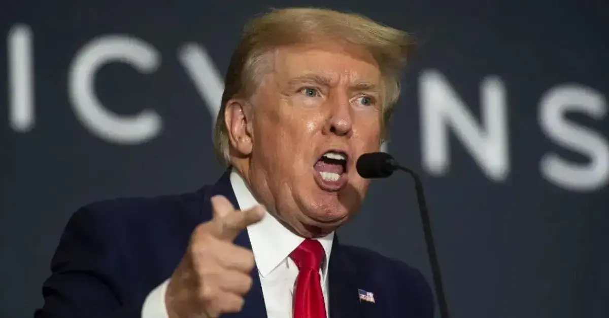 Donald Trump Unleashes on Fox News for Using 'Absolutely Worst' Photos of Him With His 'Chin Pulled Way Back' - Vimarsana News