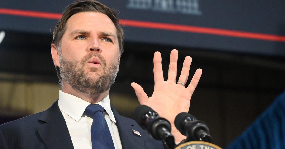 Photo of JD Vance, Donald Trump