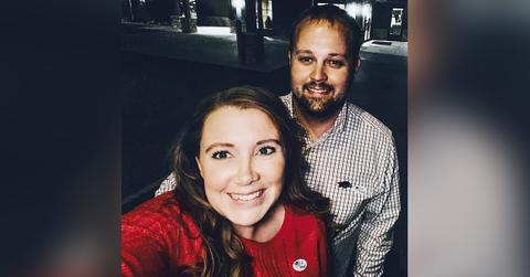 josh duggar arrested  days counting wife anna diligent worker r