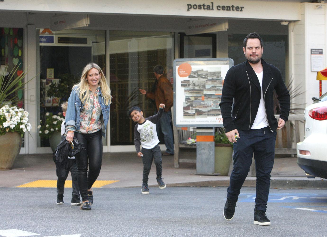 //hilary duff mike comrie beverly hills dinner