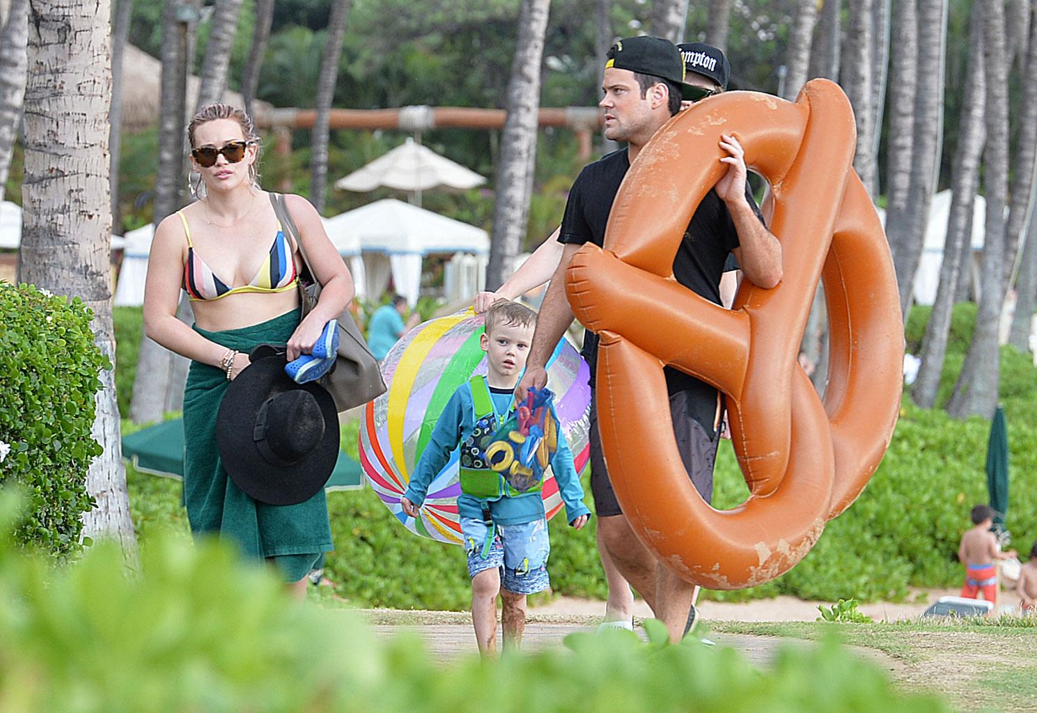 Hilary Duff Mike Comrie Divorce Hawaii Vacation