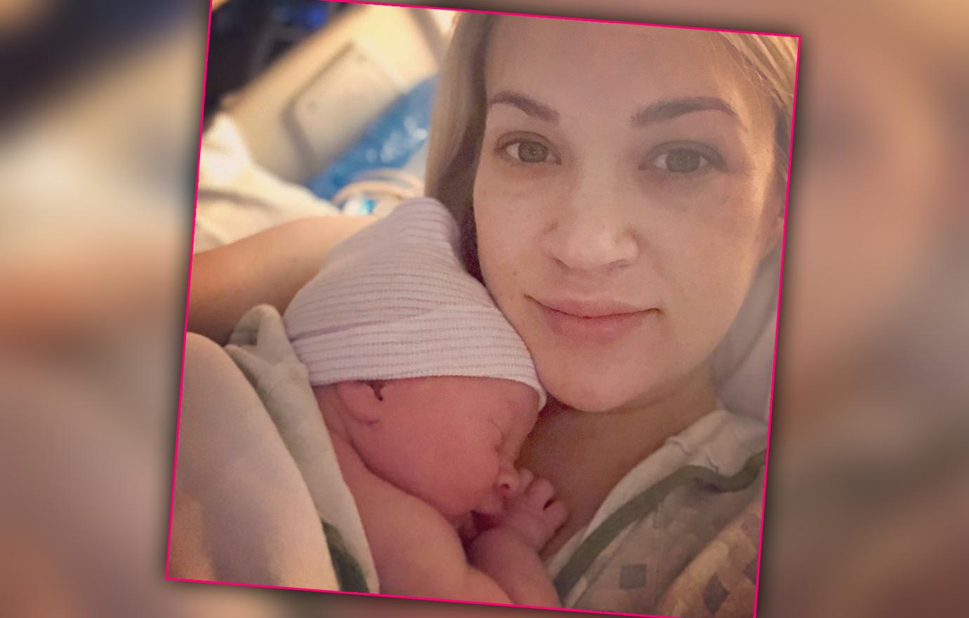 Carrie Underwood Gives Birth To Baby Boy