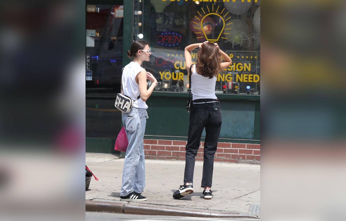 Kaia Gerber Looks Scary Skinny Photos