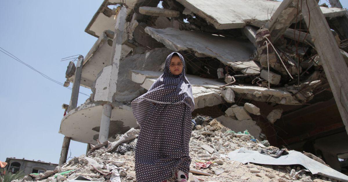 video living skeleton hamas hostage dig own grave propaganda