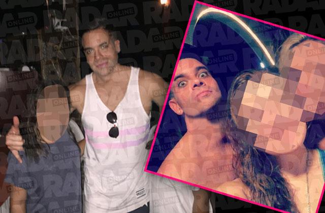 Caught On Camera Kiddie Porn Perv Mark Salling Stripped Down For